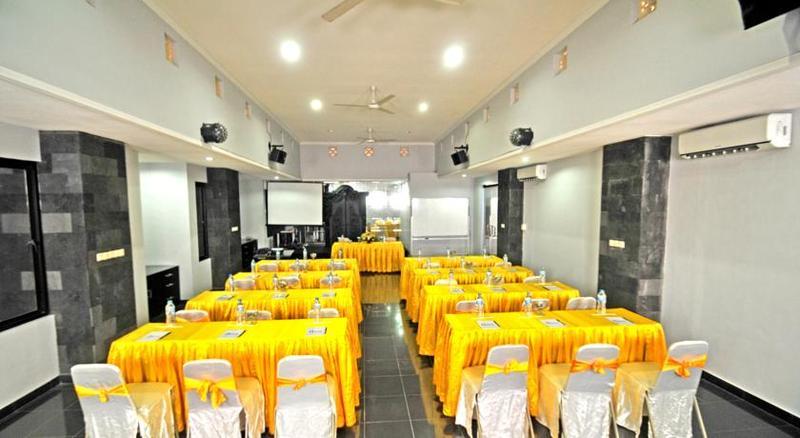 Arya Hotel & Spa Kuta Lombok Eksteriør bilde
