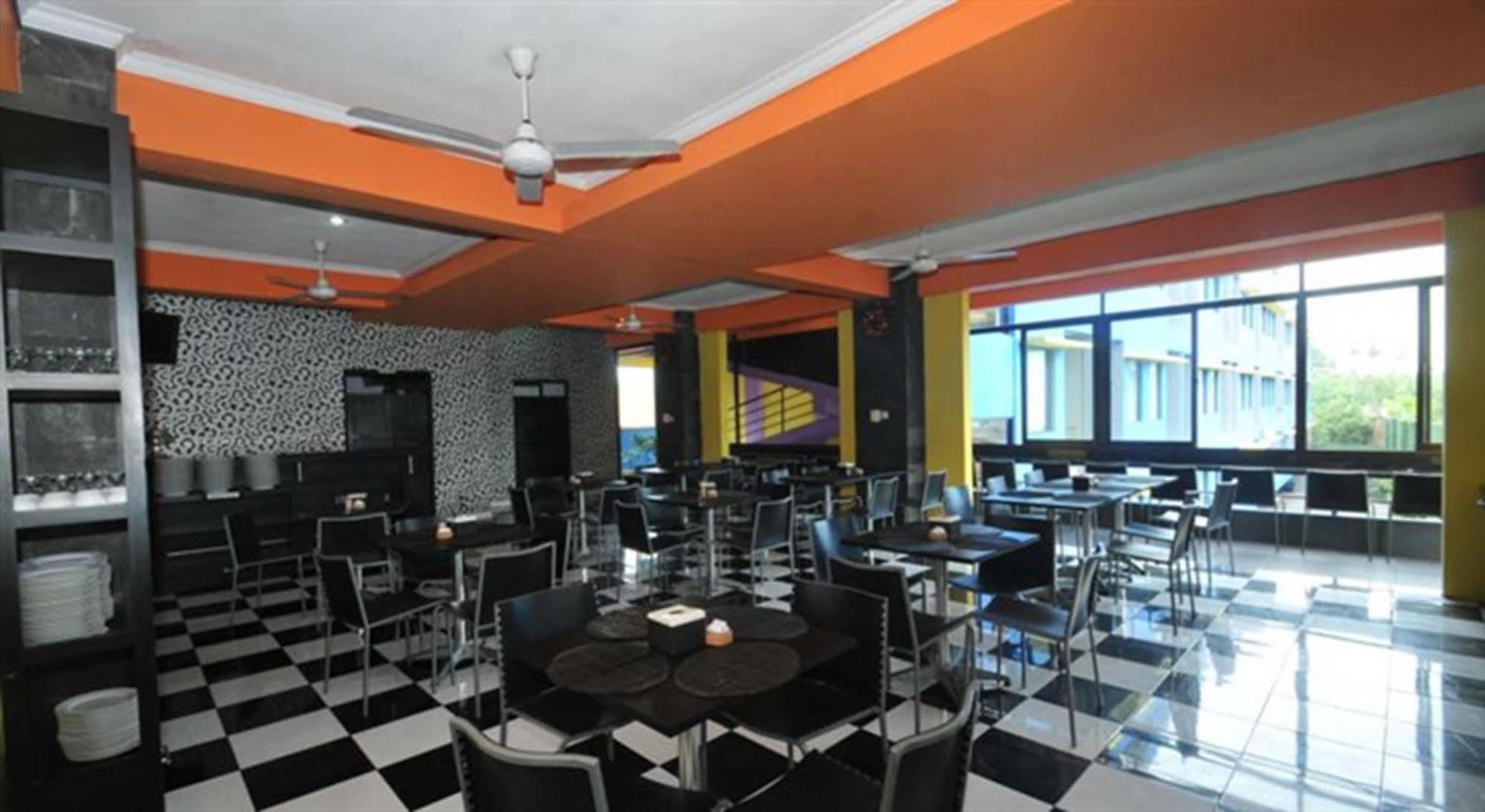 Arya Hotel & Spa Kuta Lombok Eksteriør bilde